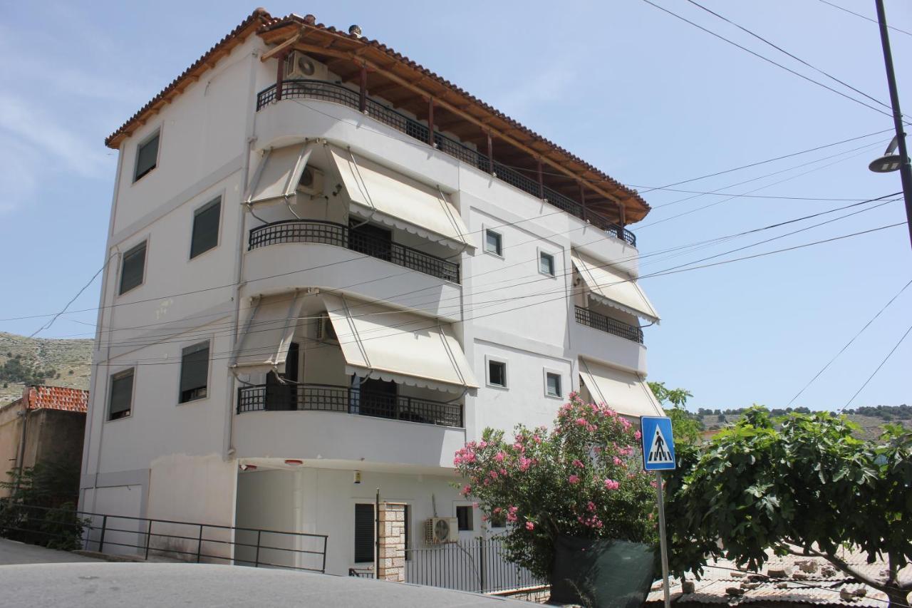 Kanina Hotel&Hostel Sarandë Exterior foto
